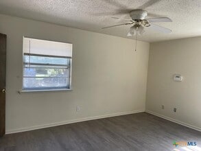 Building Photo - 1818 Janis Dr