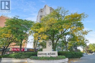 Building Photo - 5444 Yonge St