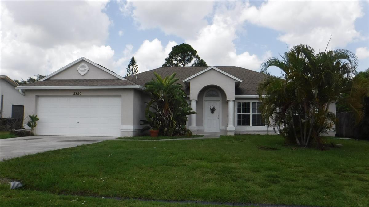 Foto principal - 2320 SE Stonecrop St
