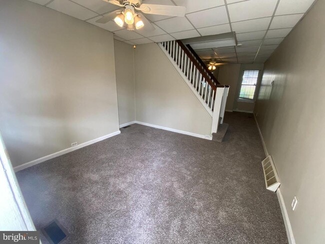 Foto del edificio - 238 E 6th Ave