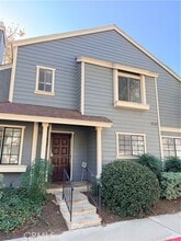 Building Photo - 8722 Pine Crest Pl