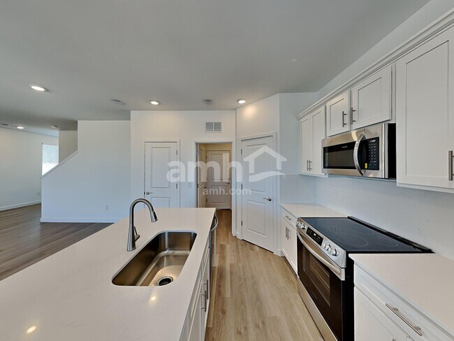 Foto del edificio - 6138 W Calle Lingo