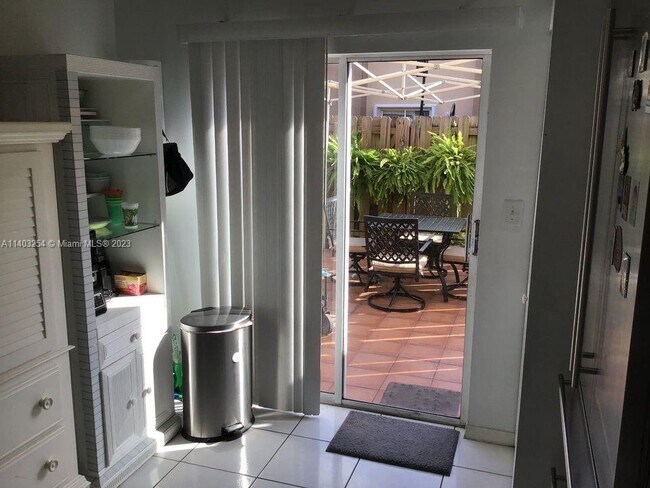 Foto del edificio - 13165 SW 64th Terrace