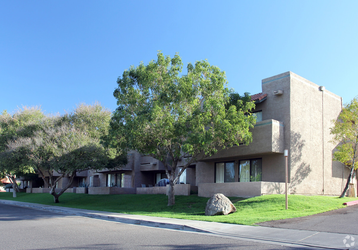 Primary Photo - Scottsdale Haciendas