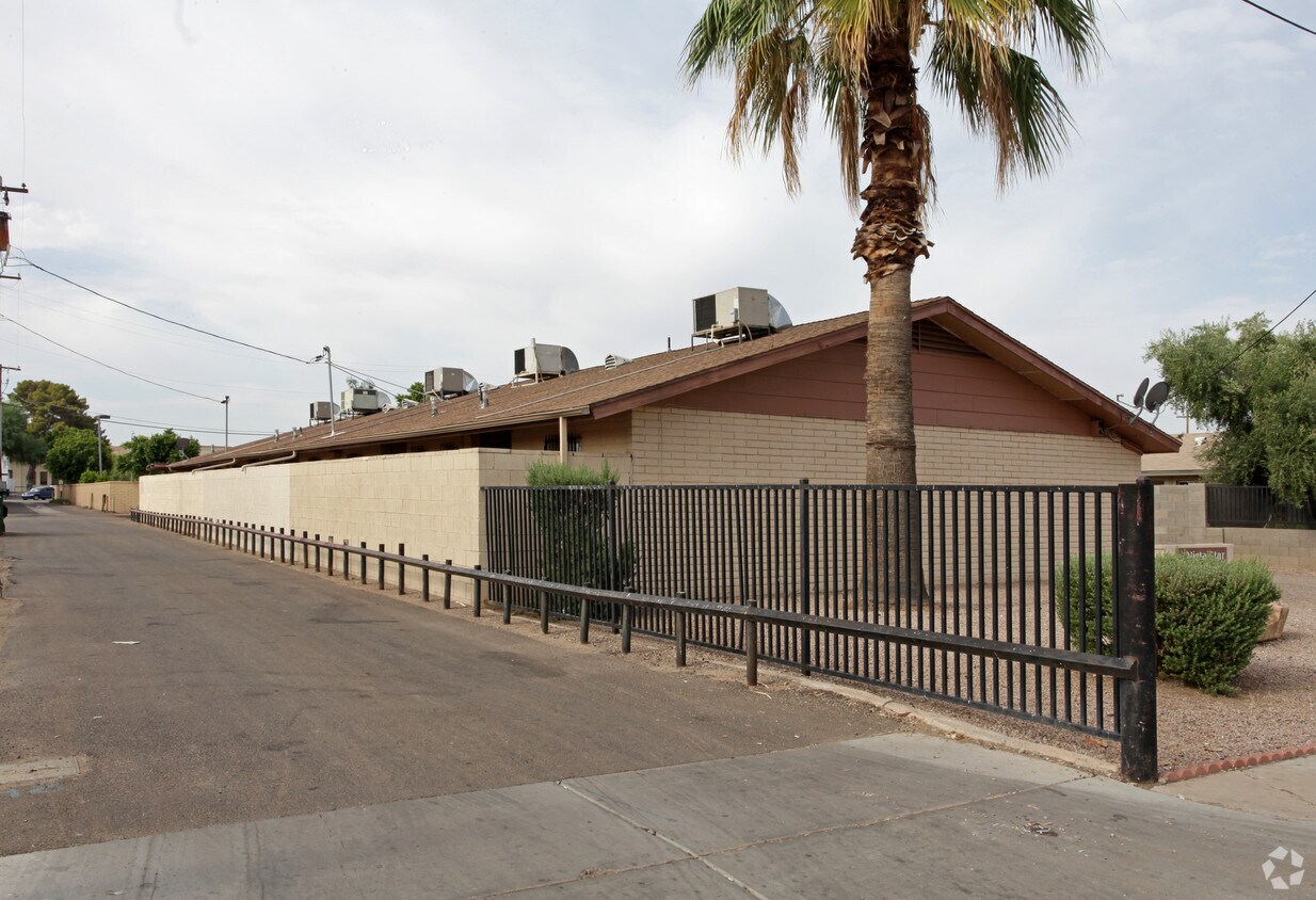 Foto del edificio - 1 W Oakland St