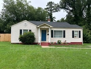 Building Photo - 3110 Wynmore Pl
