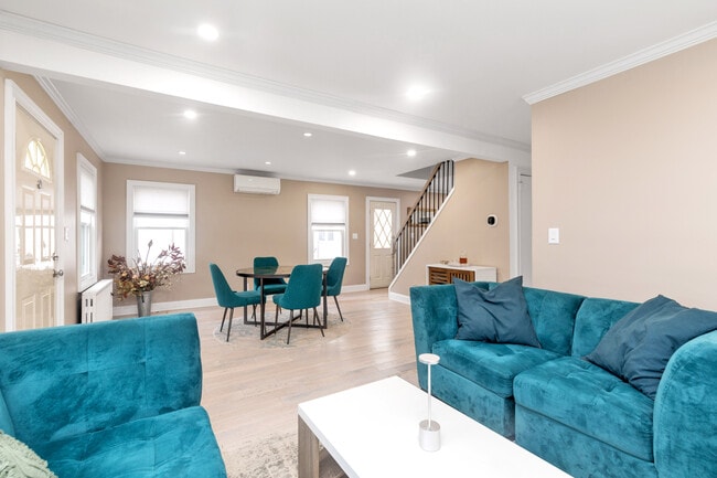 Photo - 98 Ethel St House