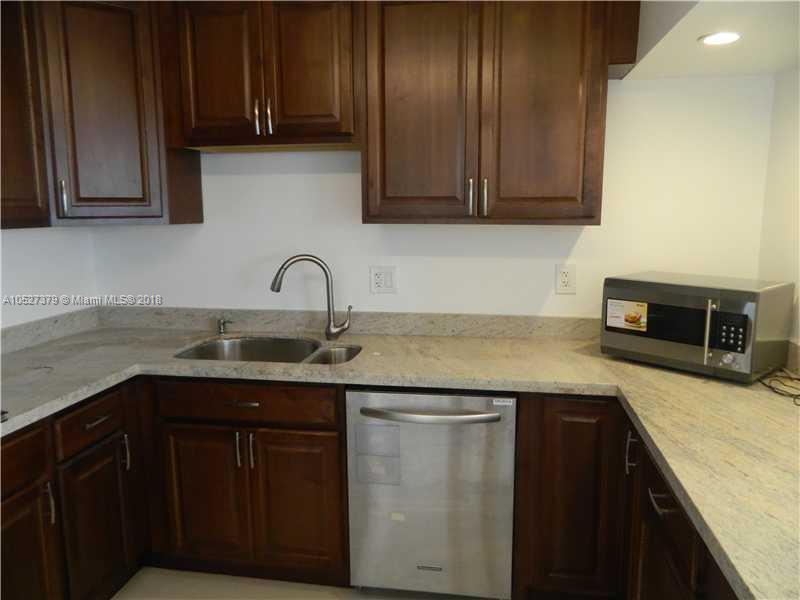 Foto principal - 2 bedroom in North Miami Beach FL 33160