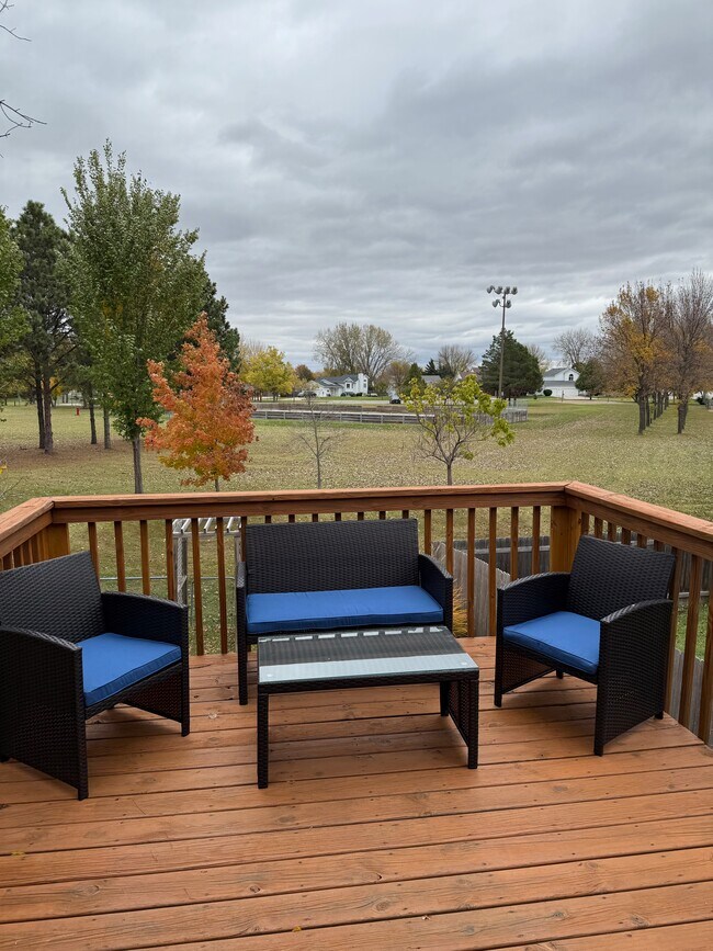 Foto del edificio - 1856 29th Street Cir S