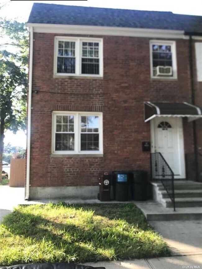Building Photo - 255-01 E Williston Ave