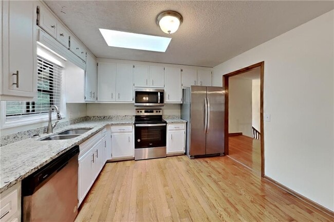 Foto del edificio - 1339 Wood Park Dr NW