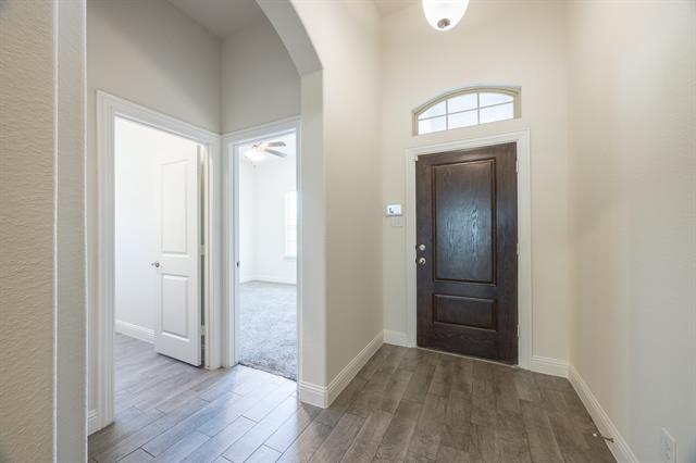 Foto del edificio - 4037 Woodford Dr