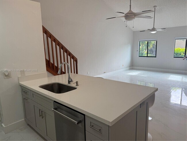 Foto del edificio - 431 SE 14th St