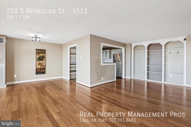 Foto del edificio - 250 S Reynolds St