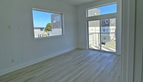Building Photo - 4627 W 18th St