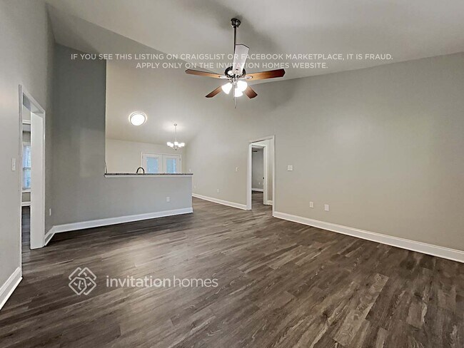 Building Photo - 855 Loch Lomond Cir