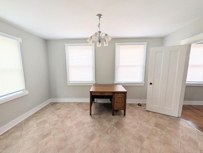 Foto del edificio - 317 Third Street - A upstairs