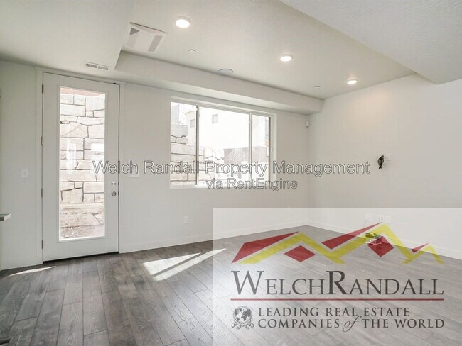 Foto del edificio - 264 N W Temple St