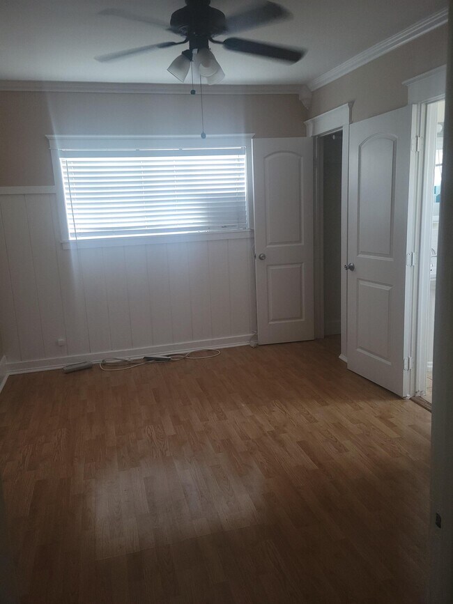 Bedroom - 575 W 12th St