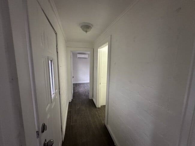 Foto del edificio - 411 N Adams St