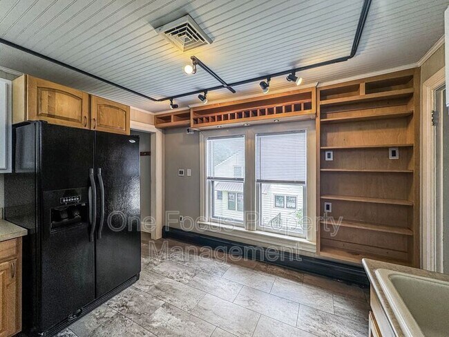 Foto del edificio - 95 1/2 Parkwood Street