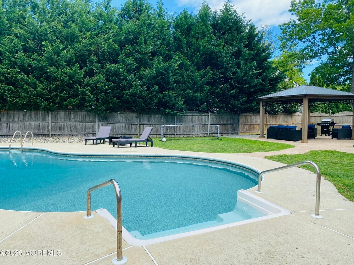 Foto principal - 1214 Coast Ave