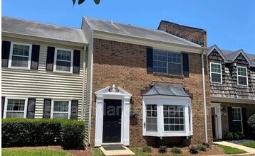 Building Photo - 112 Du Rhu Dr