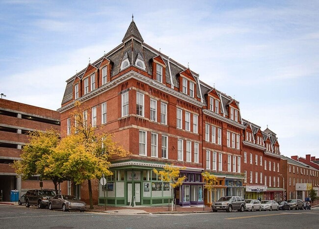 Interior Photo - University Place Apartments