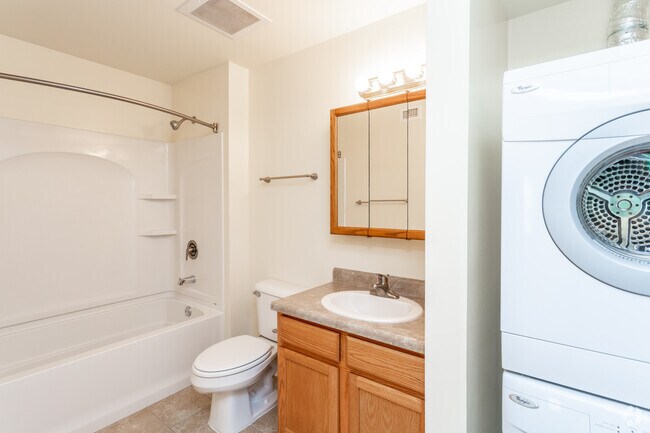1HAB, 1BA - 565 ft² - Windsor Crest Apartments