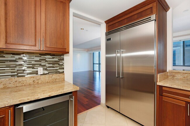 Building Photo - Private and Secure!! The Pinnacle Honolulu