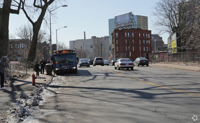 Foto del edificio - 62 Albany Ave