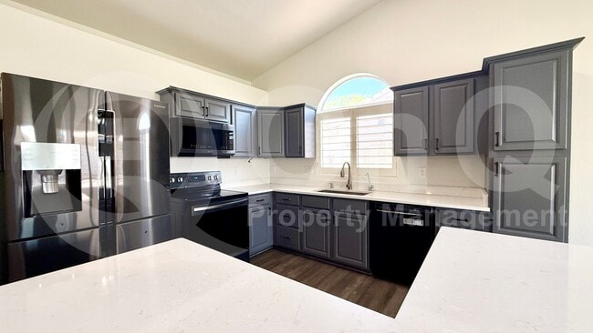 Foto del edificio - 1581 W Butler Dr