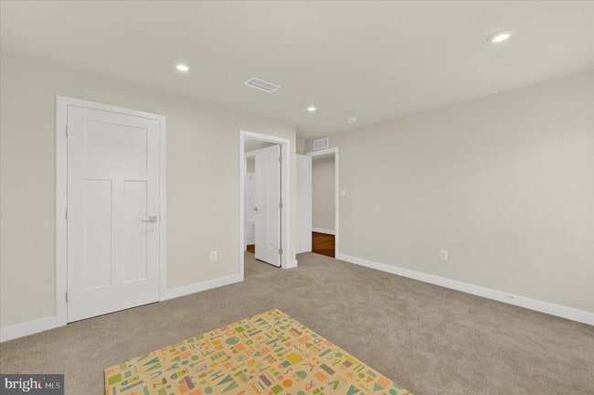 Foto del edificio - 7907 Olive Branch Ln