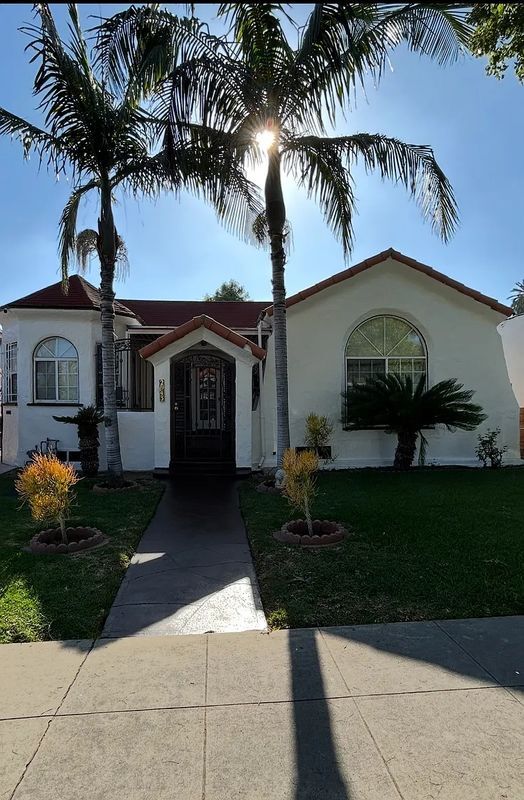 Foto principal - 2943 Chesapeake Ave