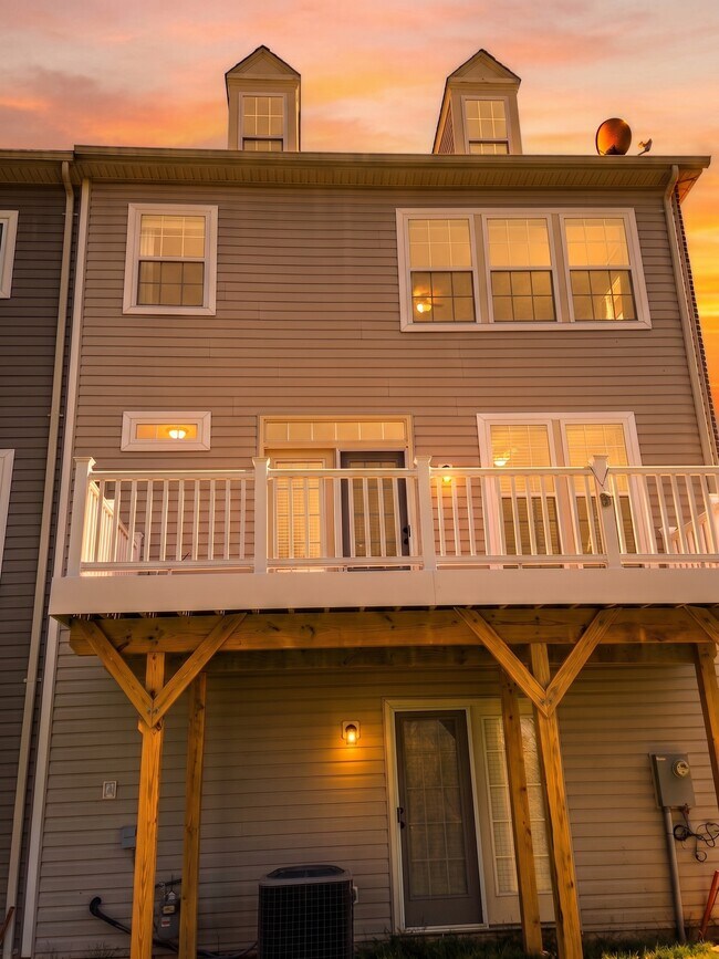 Foto del edificio - 4255 Talmadge Cir