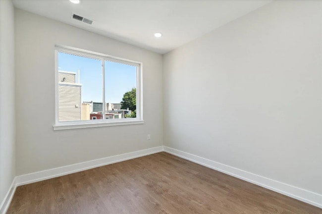 Photo - 723 N 35th St Apartment