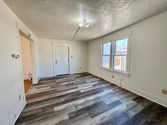 Foto del edificio - 2709 Abbott Pl NW