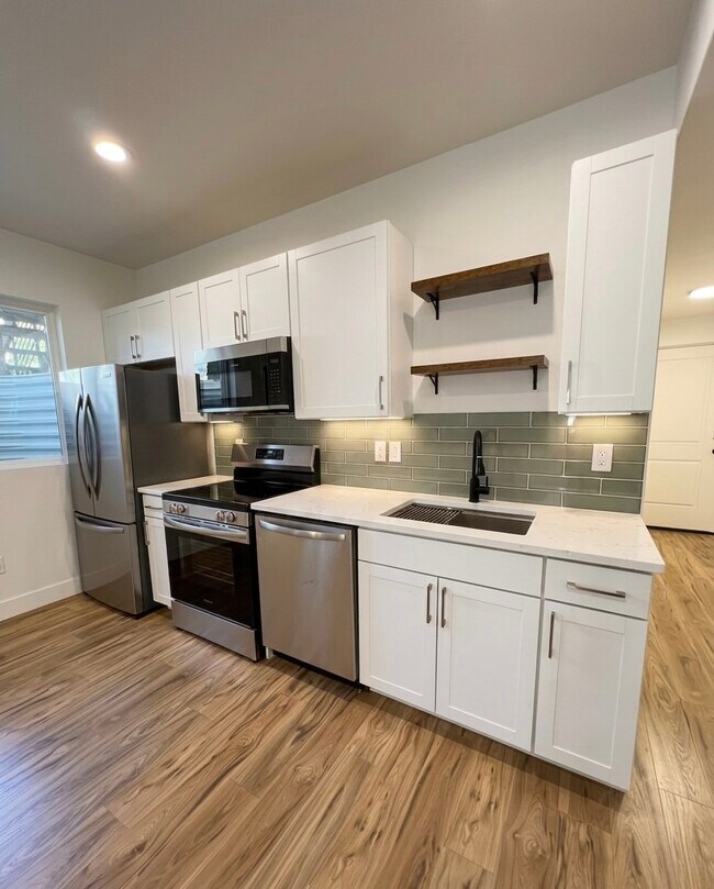 Building Photo - 514 N 450 W