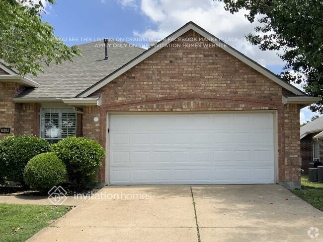 6302 Plantation Ln