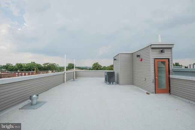 Building Photo - 3721 Brandywine St