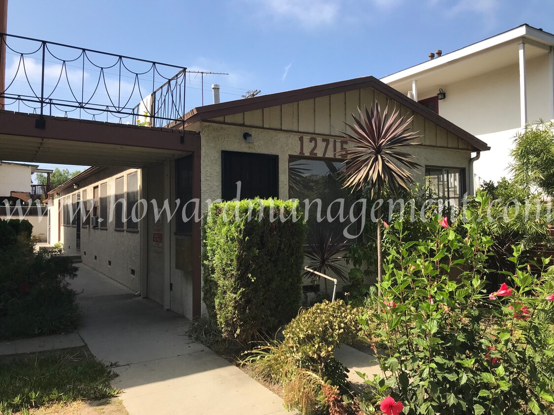 Primary Photo - 12715 Venice Blvd