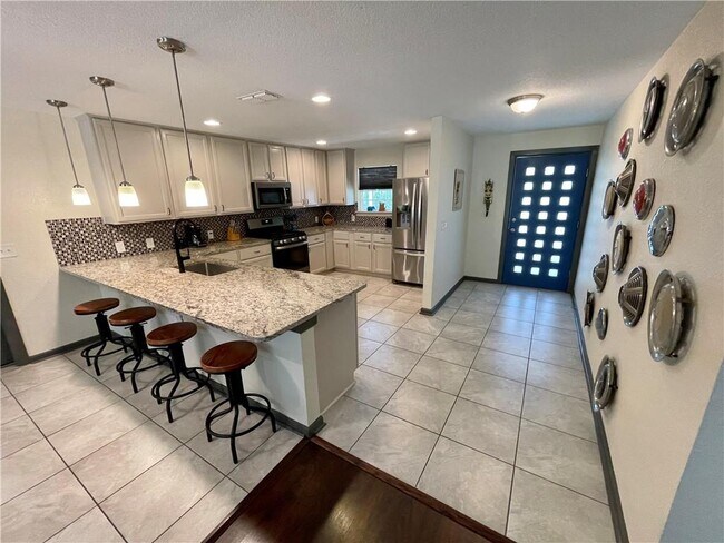 Foto del edificio - 306 W Live Oak St