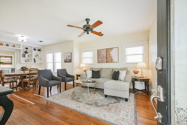 Foto del edificio - 1305 Beverly St