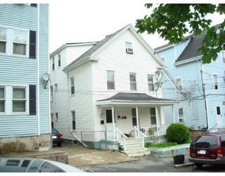 Building Photo - 113-121 Austin St