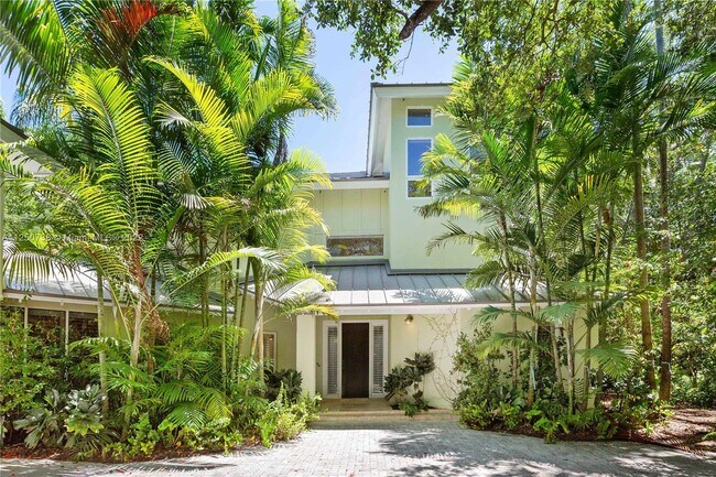 Building Photo - 3505 Wildwood Cir