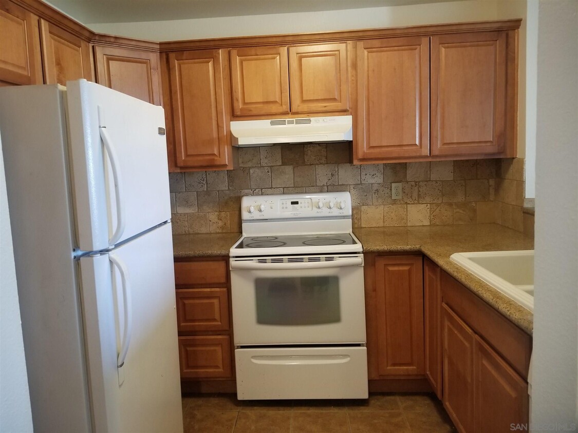Primary Photo - 5985 Dandridge Ln