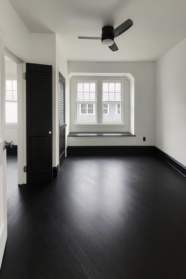 Foto del edificio - 126 Dawes Ave