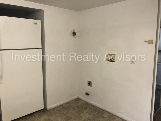 Building Photo - 8812 S 220 E