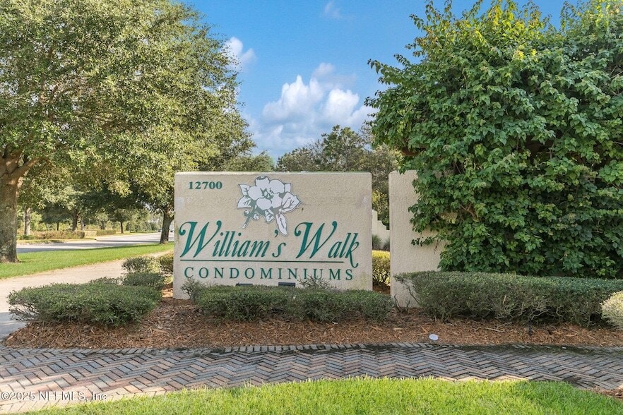 Foto principal - 12700 Bartram Park Blvd
