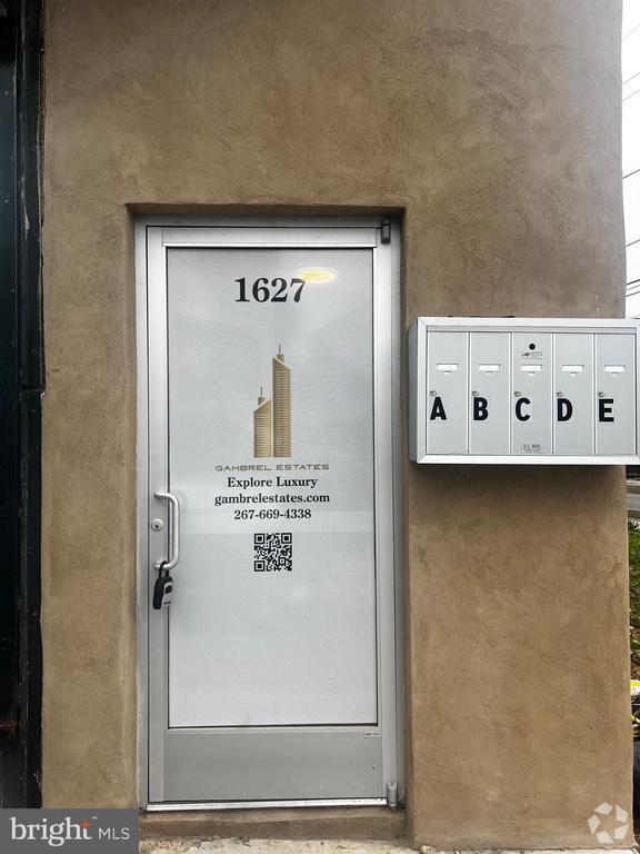 Building Photo - 1627 Orthodox St
